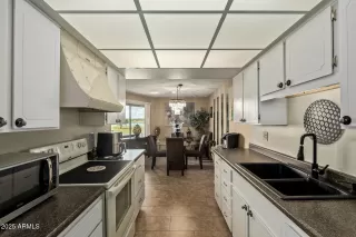 Photo #6: 6918958 Listing