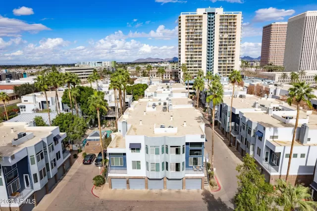 MLS: 6919020 Condo For Sale