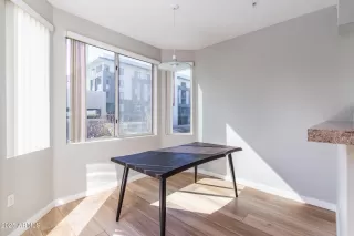 Photo #4: 6919020 Listing