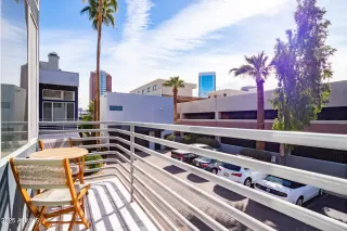 Photo #6: 6919020 Listing