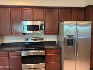 Photo #1: 6919028 Listing 