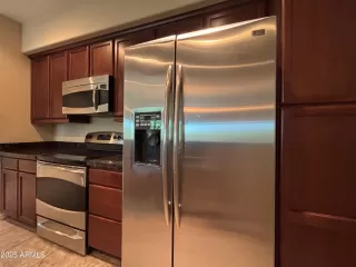 Photo #2: 6919028 Listing 