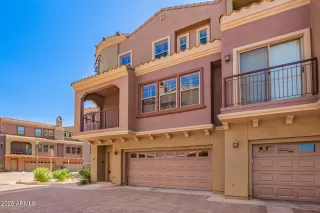 Photo #2: 6919245 Listing