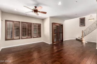 Photo #5: 6919245 Listing