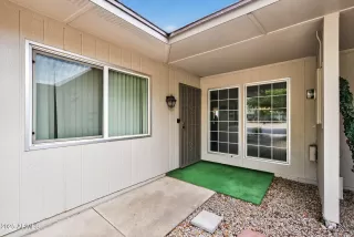 Photo #4: 6919330 Listing