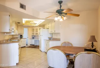 Photo #6: 6919465 Listing