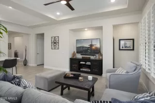 Photo #5: 6919498 Listing 