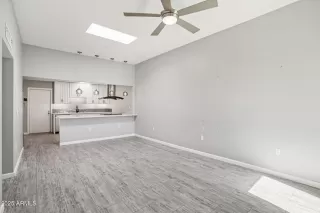 Photo #5: 6919603 Listing 