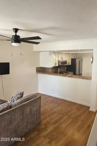 Photo #1: 6919721 Listing 