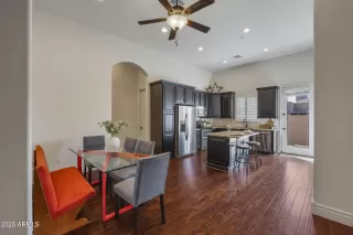 Photo #4: 6919733 Listing 