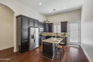 Photo #6: 6919733 Listing 