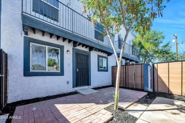 MLS: 6919790 Condo For Sale