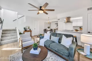 Photo #6: 6919790 Listing