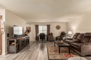 Photo #2: 6919864 Listing 