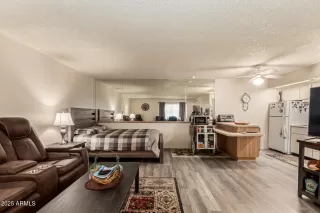 Photo #3: 6919864 Listing 