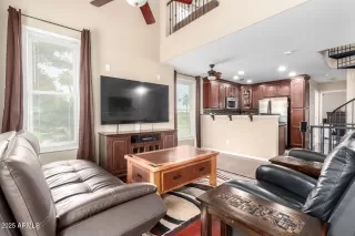 Photo #1: 6920038 Listing