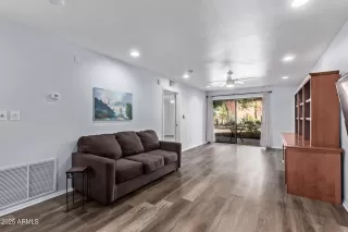 Photo #1: 6920102 Listing