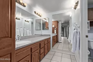 Photo #6: 6920102 Listing