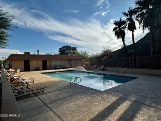 Photo #1: 6920197 Listing 