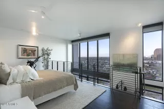 Photo #4: 6920217 Listing