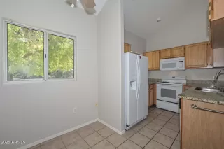 Photo #4: 6920295 Listing