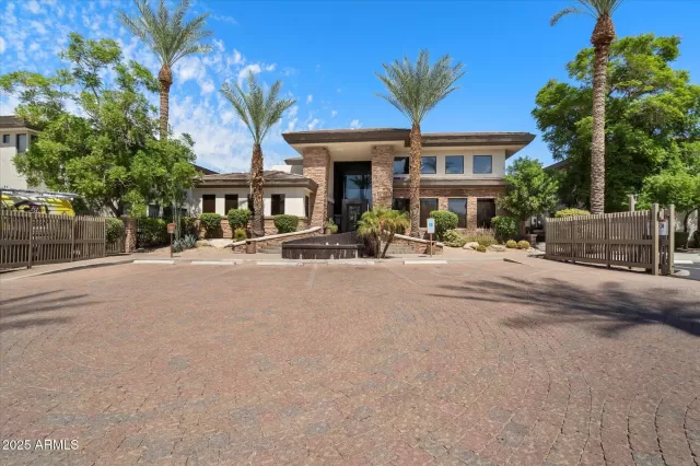 MLS: 6920335 Condo For Sale