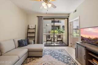 Photo #3: 6920335 Listing 