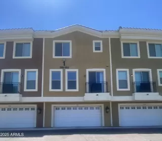 Photo #2: 6920418 Listing