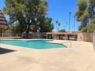 Photo #2: 6920425 Listing 