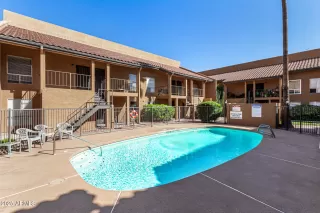 Photo #3: 6920496 Listing 