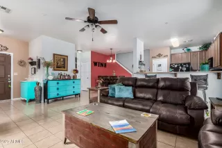 Photo #2: 6920759 Listing 