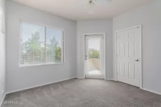 Photo #6: 6920770 Listing