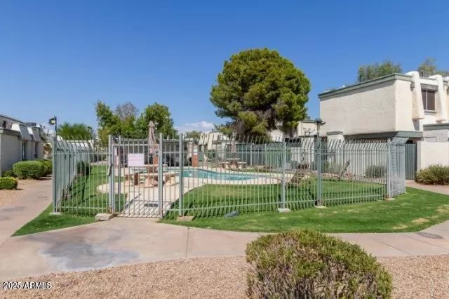 MLS: 6920835 Condo For Sale