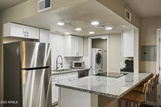 Photo #5: 6920950 Listing 