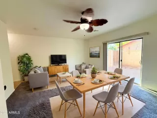 Photo #3: 6920992 Listing