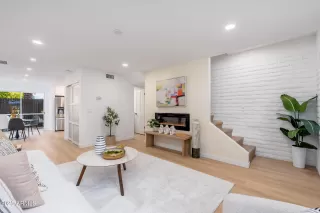 Photo #1: 6921052 Listing