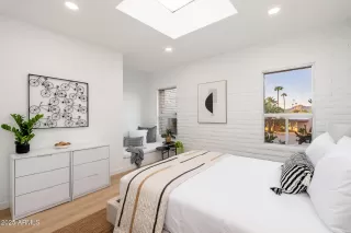 Photo #2: 6921052 Listing