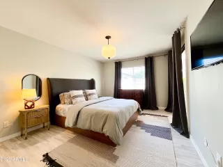 Photo #6: 6921094 Listing 