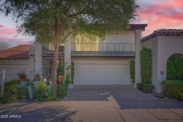 MLS: 6921198 Condo For Sale