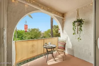 Photo #6: 6921520 Listing 