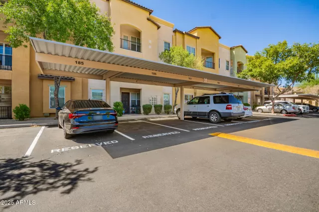 MLS: 6921530 Condo For Sale