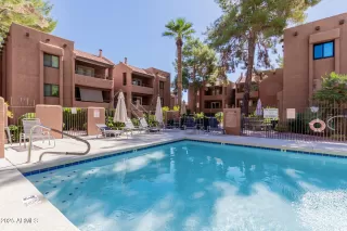 Photo #5: 6921540 Listing