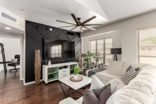 Photo #4: 6921710 Listing 