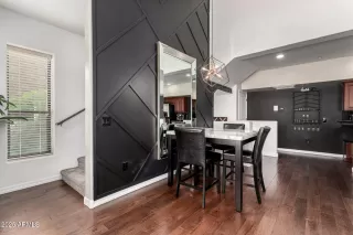 Photo #6: 6921710 Listing 