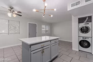 Photo #6: 6921798 Listing 