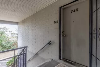 Photo #4: 6921817 Listing 