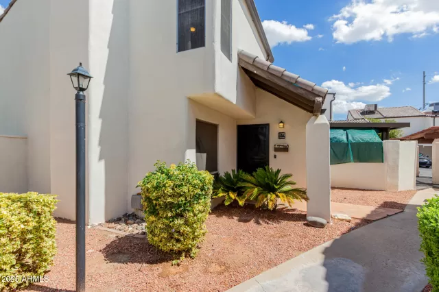 MLS: 6921826 Condo For Sale