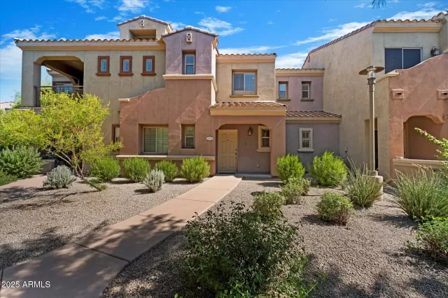 MLS: 6921840 Condo For Sale