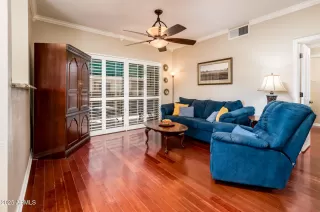 Photo #3: 6921865 Listing 