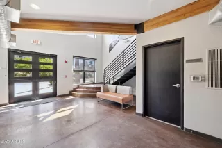 Photo #1: 6921866 Listing 